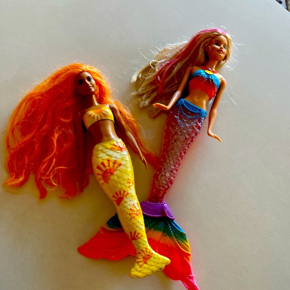 Barbies 2013 and 2016 mermaids - Picture 1 of 8